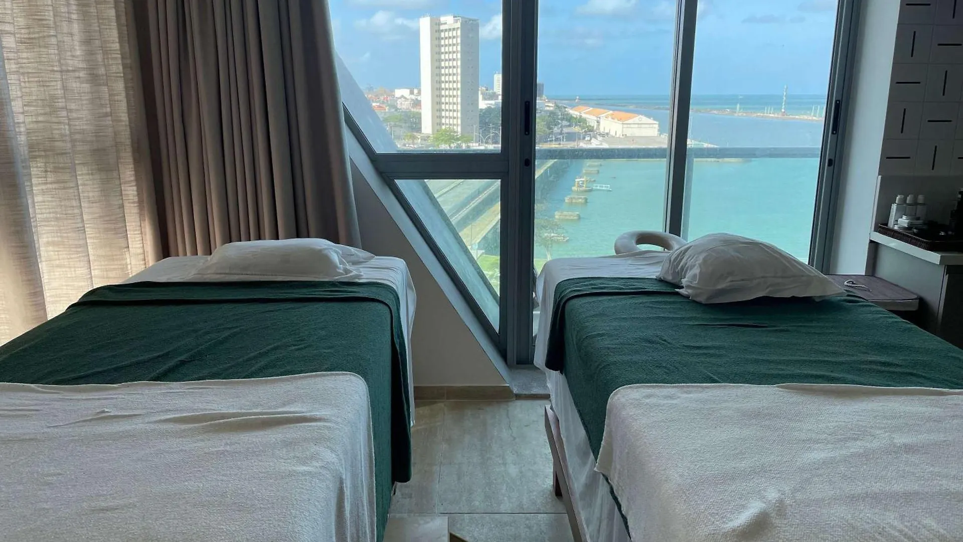 Novotel Recife Marina Hotel